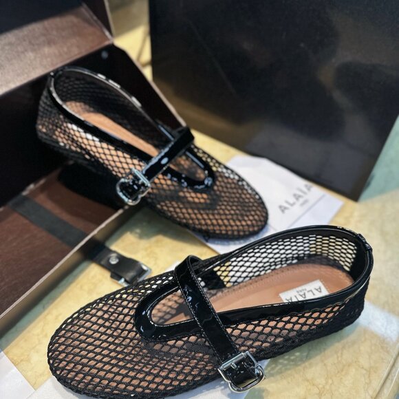 Alaia Black Mesh Flats with Diamond Texture - Picture 3 of 6